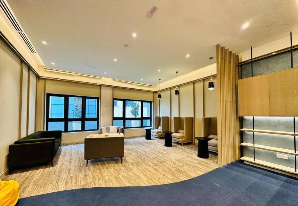 Pangsapuri Agile Bukit Bintang Trx By *